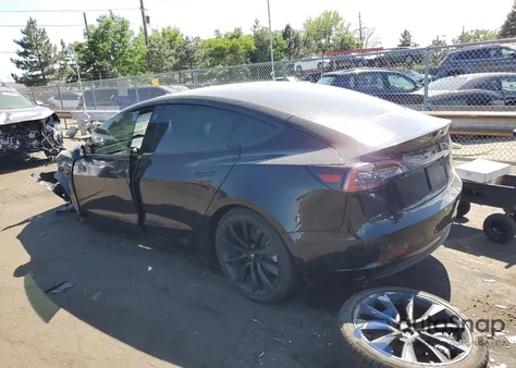 2019 Tesla Model 3 из США, поврежденный, VIN 5YJ3E1EB5KF388930